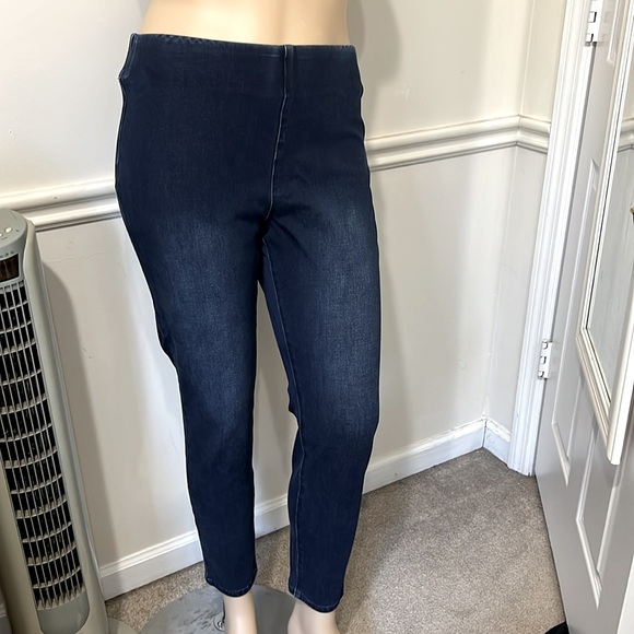 SOFT SURROUNDINGS Size Large Pull on High Rise Elastic Waist Jeans - Picture 4 of 8